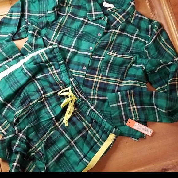 Colsie Other - Colsie Flannel Pajama Set PJ Set NWT Small